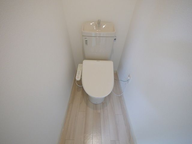 トイレ　★シャワー付きトイレにかえました★