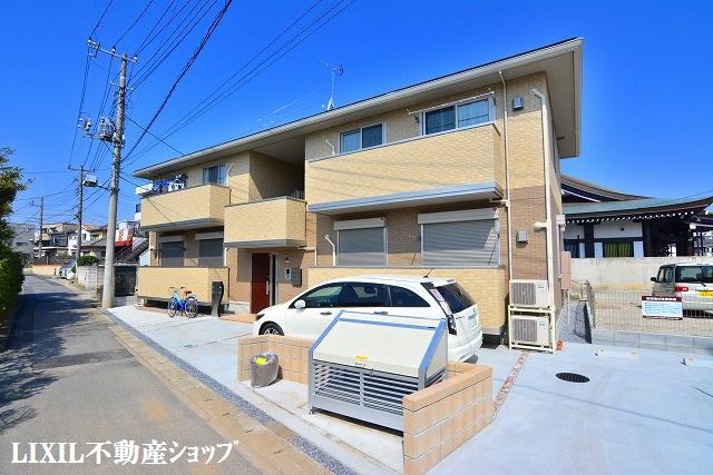 建物外観　吉川市でのお部屋探しは、当社にお任せ下さい！