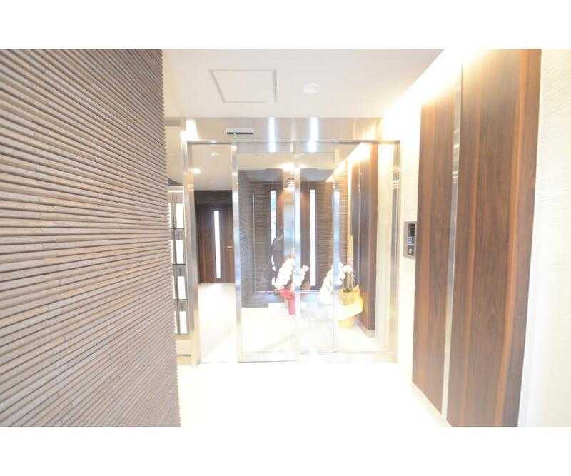 エントランス　【広めのお部屋に便利なWIC付き♪】おすすめ物件！