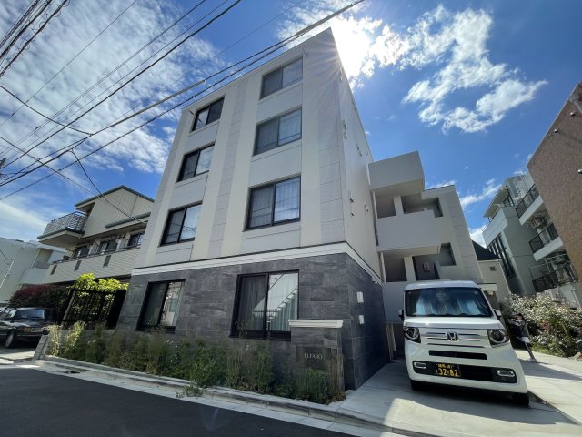 建物外観　外観は落ち着いています