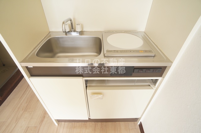 キッチン　オールシーズン必要不可欠なミニ冷蔵庫設置済みです☆