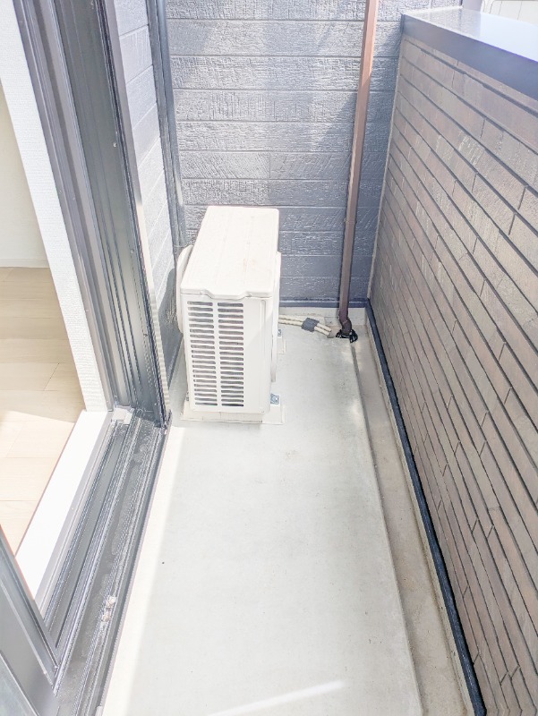 バルコニー　図面と現状に相違がある場合には現状を優先