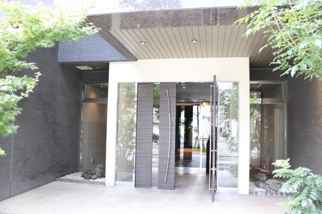 エントランス　エントランス