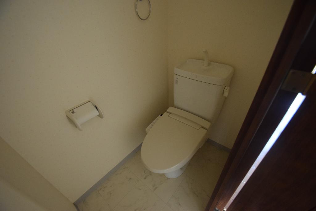 トイレ　シャワー付トイレ