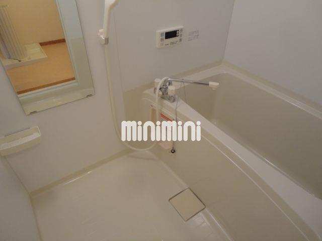 バス・シャワールーム　追炊き付のお風呂です