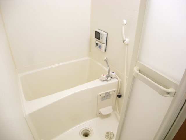 バス・シャワールーム　別号室（306号室）写真の為現況優先