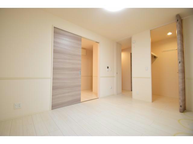 収納　他号室の写真になります。