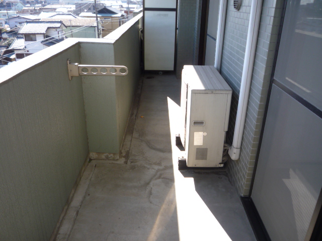 バルコニー　陽当たり良好　バルコニー