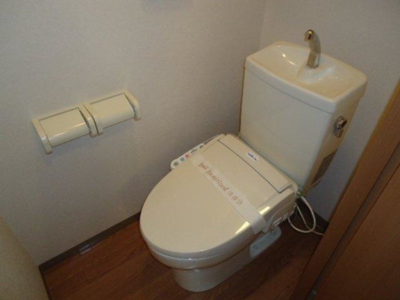 トイレ　図面と現状に相違がある場合には現状を優先