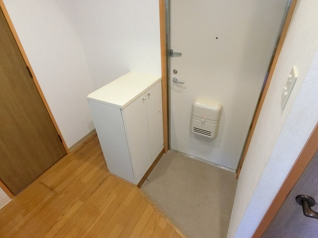 玄関　シューズＢＯＸあり