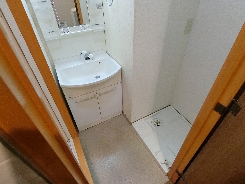 洗面設備　脱衣所（洗面台・洗濯機置場）