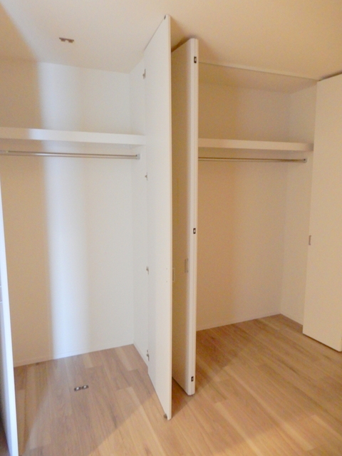 収納　5帖洋室クローゼット