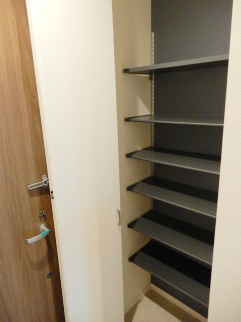 玄関　シューズボックス