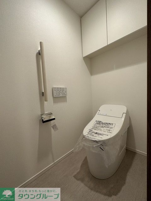 トイレ　※写真は同タイプ住戸です。