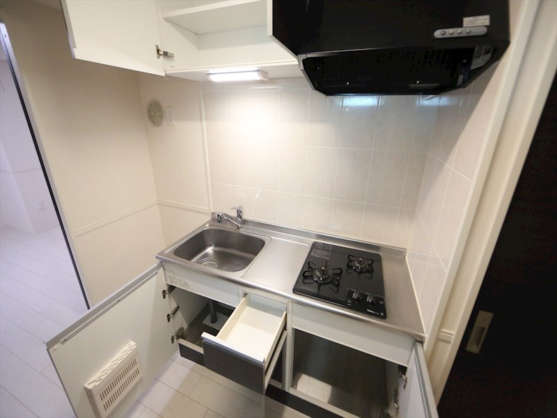 キッチン　システムキッチン（ガス2口コンロ付）