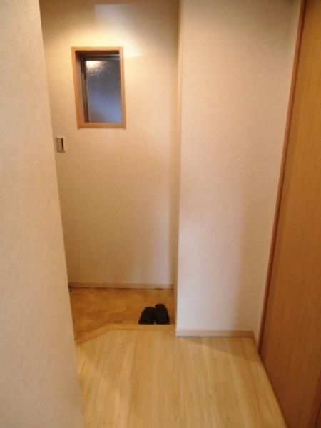 玄関　同型タイプ（イメージ）建築中