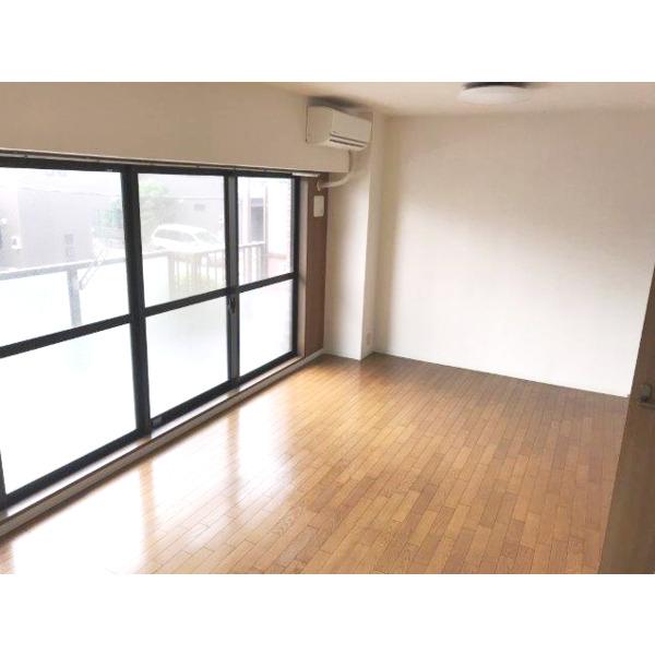 居室・リビング　内装