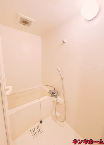 バス・シャワールーム　写真は別のお部屋です。（現況を優先してください）