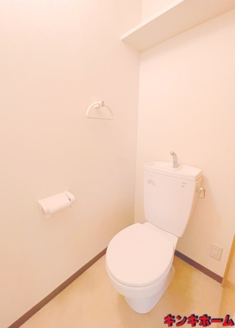 トイレ　写真は別のお部屋です。（現況を優先してください）