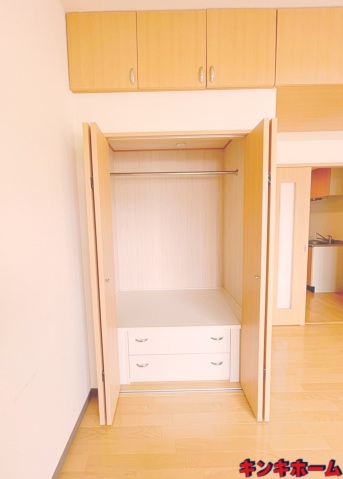 収納　写真は別のお部屋です。（現況を優先してください）