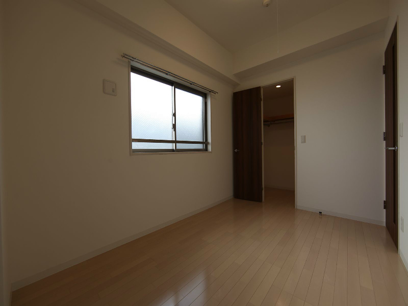 その他部屋・スペース　洋室6帖　ウォークインクローゼット（収納充実してます）