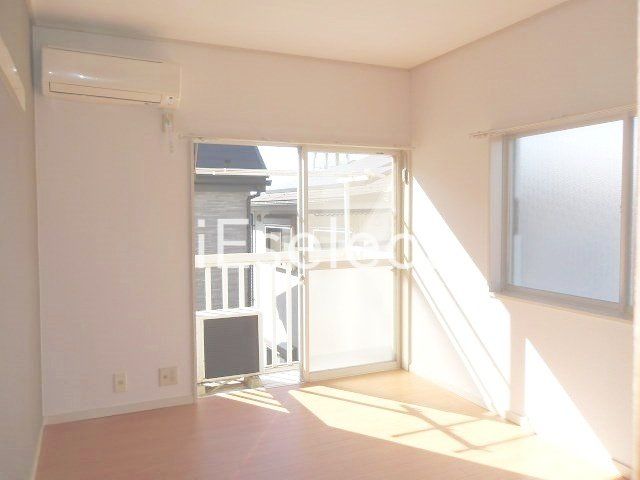 その他部屋・スペース　2面採光で明るいお部屋です