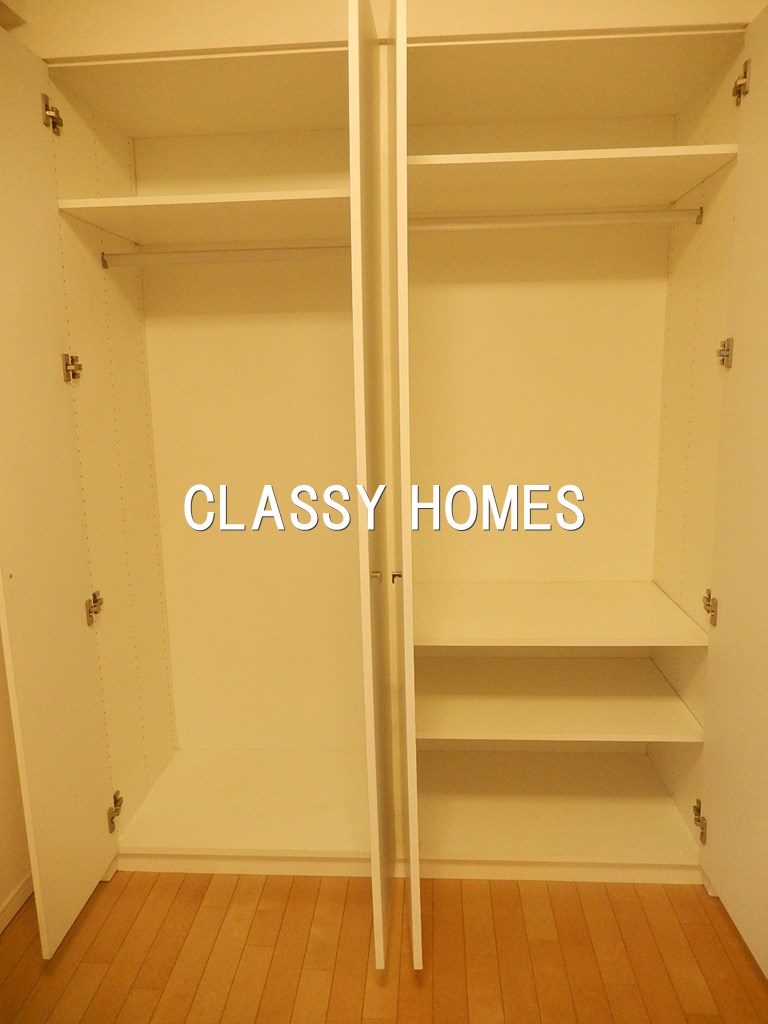 収納　2005年竣工　ラクラス田町:収納