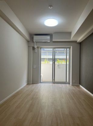 居室・リビング　別号室参考写真