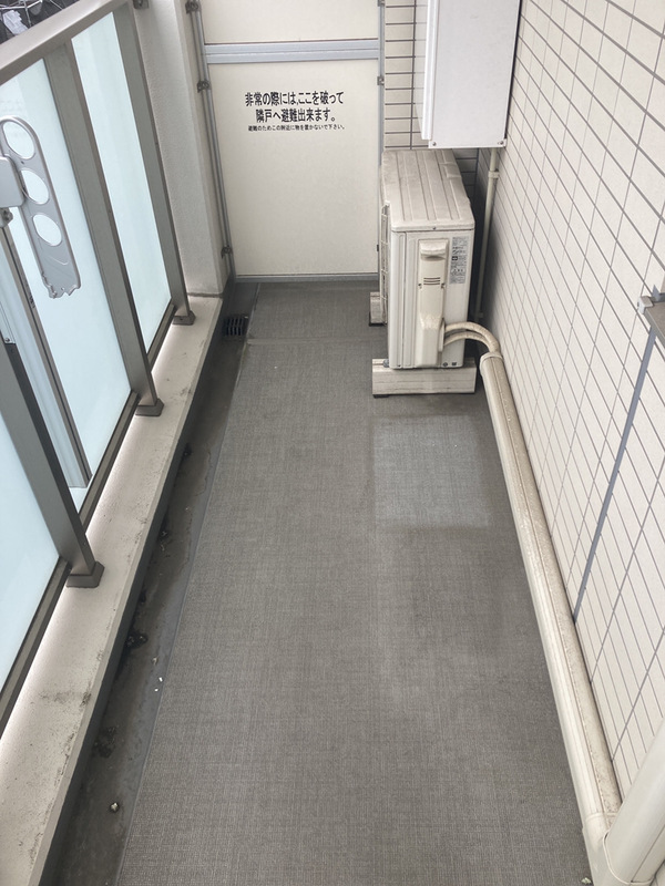 バルコニー　バルコニー