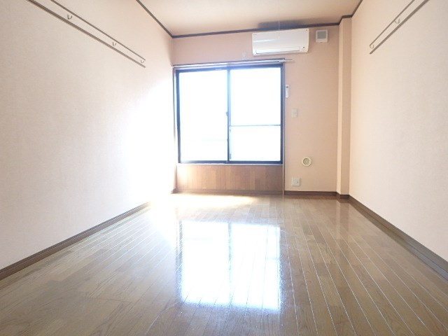 居室・リビング　同仕様写真