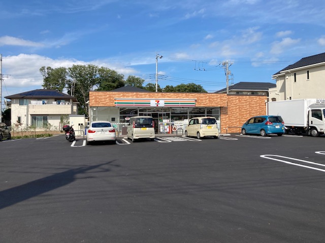 コンビニ　セブンイレブン柏大室3丁目店（コンビニ）まで245m