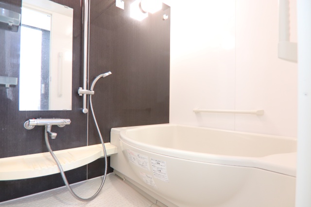 バス・シャワールーム　※別室の参考写真の為、現況優先です。