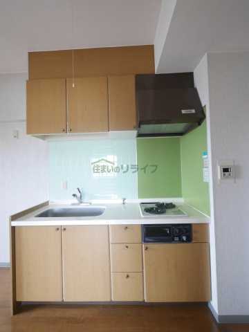 キッチン　別部屋参考写真となります。