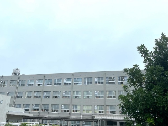 小学校　名古屋市立桶狭間小学校（小学校）まで1075m