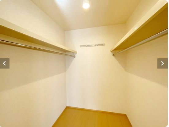 収納　別部屋参考写真となります。