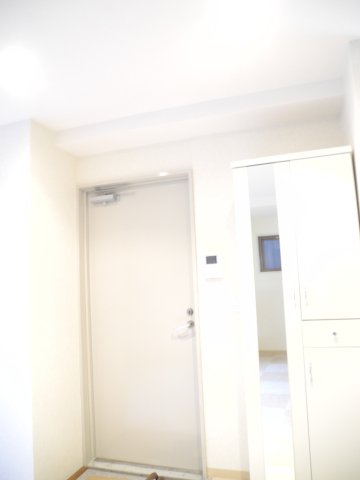 玄関　ゆったりとした玄関です