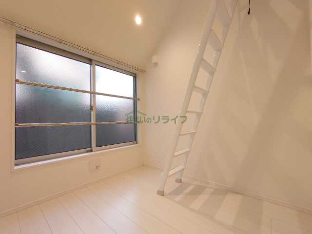 居室・リビング　リライフ下北沢店