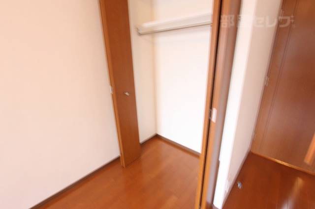 収納　標準サイズのクローゼットです。