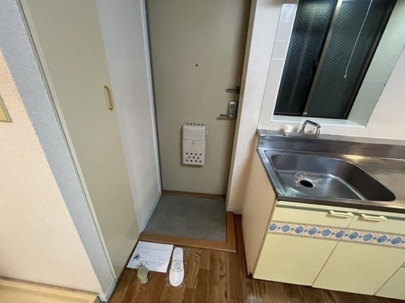 玄関　図面と現状に相違がある場合には現状を優先