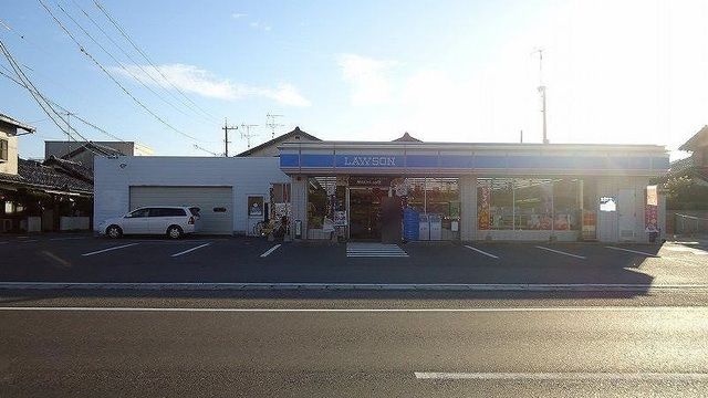 コンビニ　ローソン弓ヶ浜店（コンビニ）まで750m
