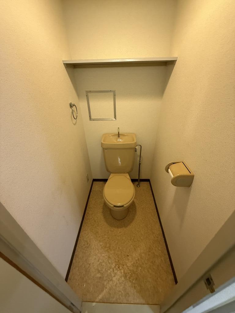 トイレ　シャワートイレに変更済み◎