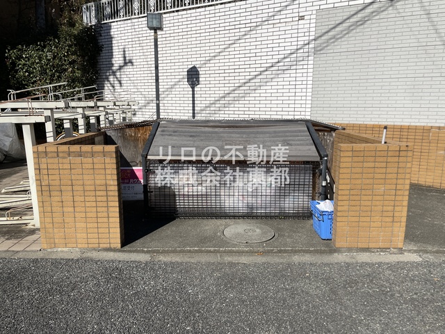 その他共有部分　蓋つきゴミ置き場有☆衛生的です♪