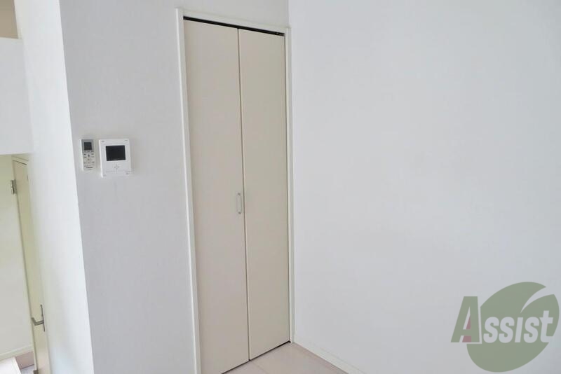 収納　収納箇所はクローゼットです。荷物はこちらにどうぞ。