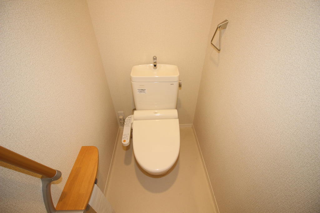 トイレ　トイレ：画像は同社類似物件の写真