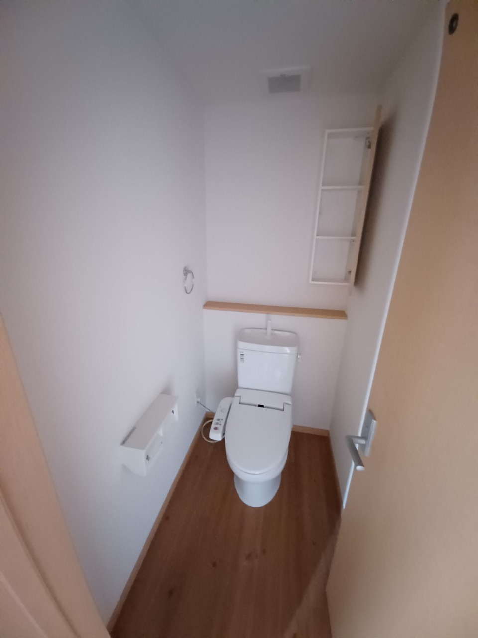 トイレ　清潔感のあるトイレです