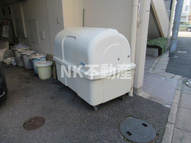 その他　ゴミ置き場です