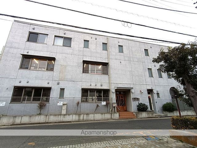 幼稚園・保育園　きざわ保育園（幼稚園・保育園）まで275m