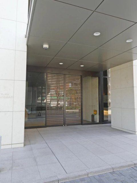 エントランス　分譲タイプです