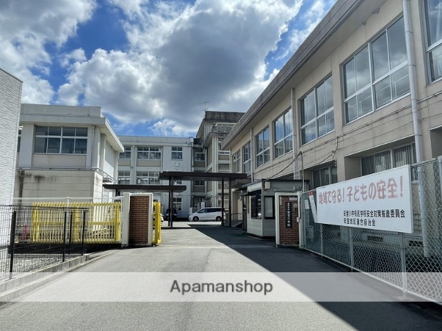 小学校　安室小学校（小学校）まで2420m
