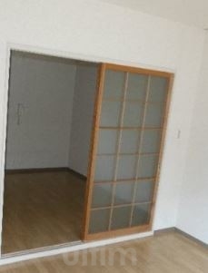 居室・リビング　※別のお部屋のお写真です。御参考までに。